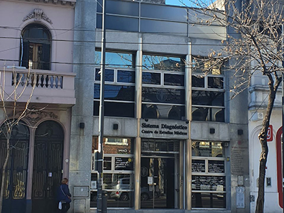 AvLaPlata1210