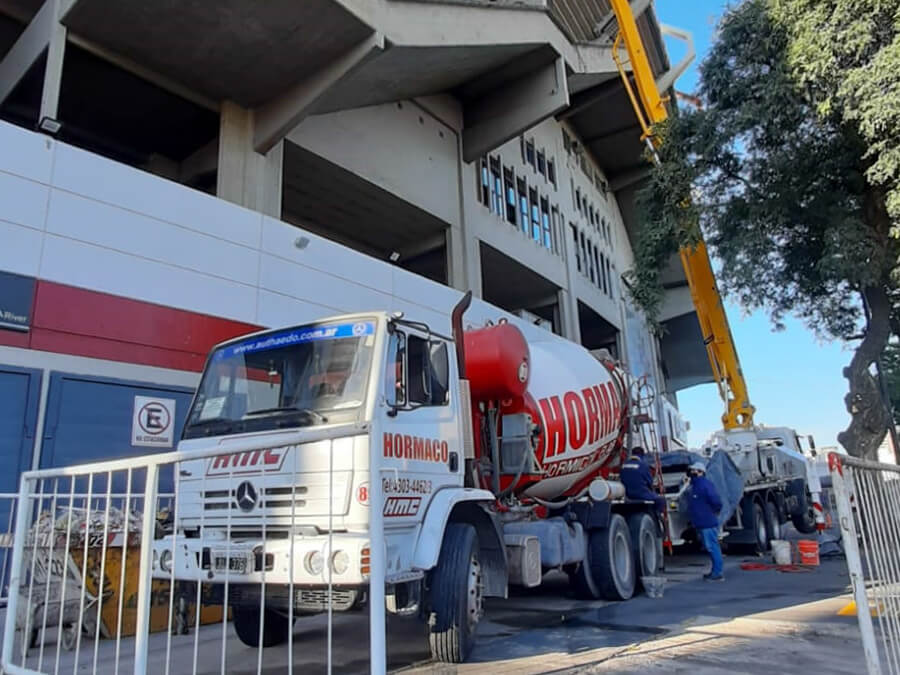 Estadio Monumental- Demolición y reconstrucción de troneras de acceso a tribunas altas en Club Atletico River Plate