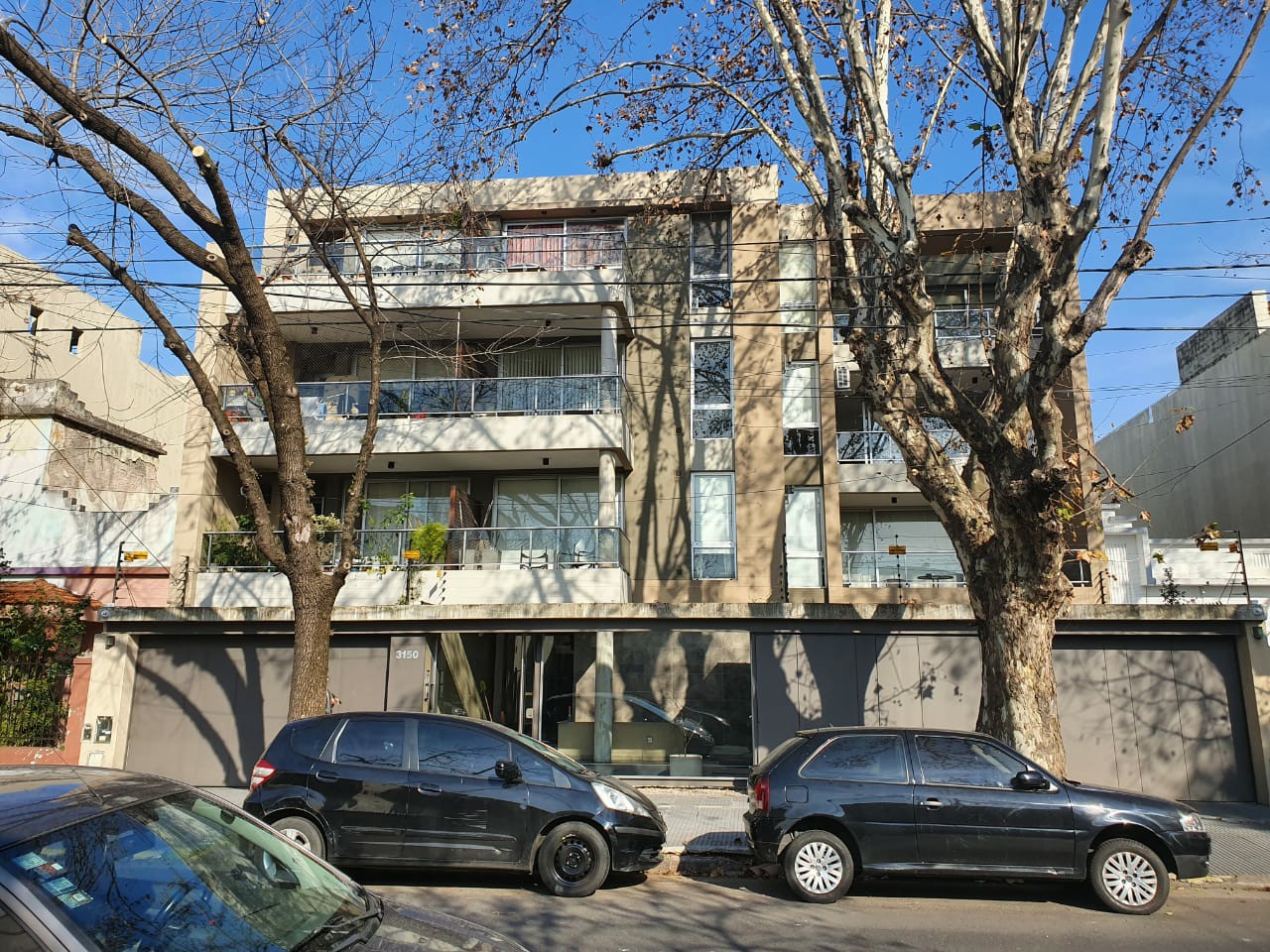 Vivienda multifamiliar Mercedez 3150
